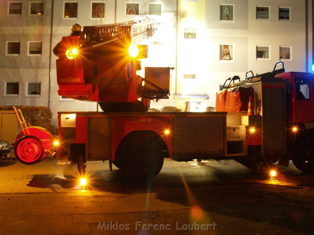 Brand Schlafzimmer Koeln Vingst Thorwalsenstr P01.JPG